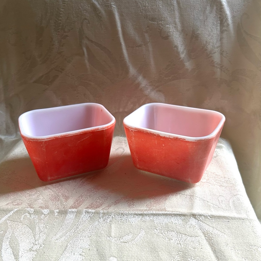 Vintage Red Pyrex fridges Pyrex Refrigerator dishes small mcm fridges 1950-60s